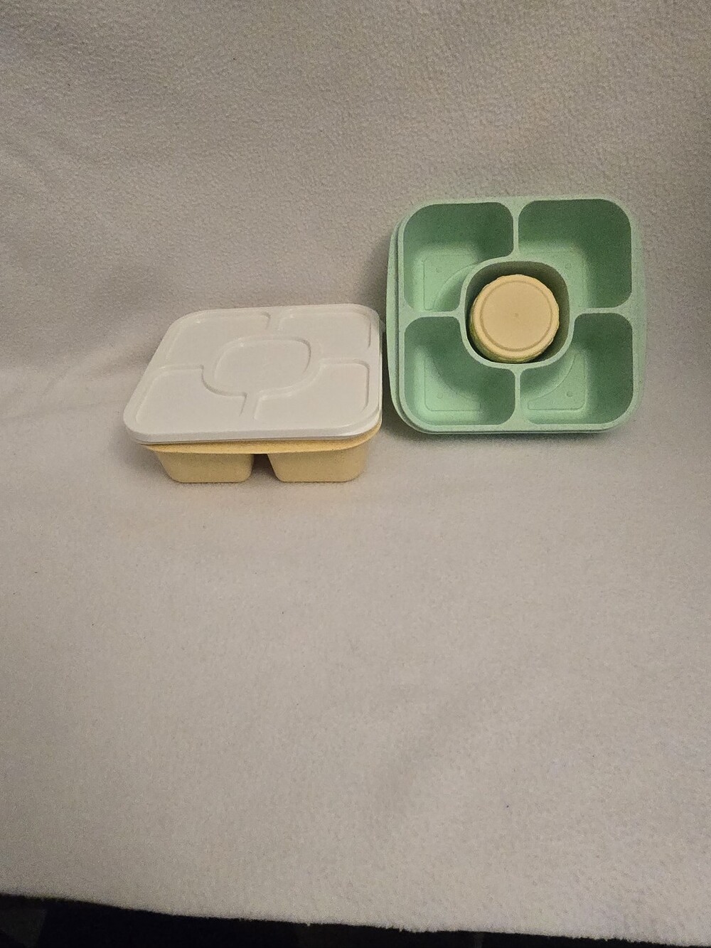 Multi-Compartment Snack Container with Dip Cup - Mint Green & Pale Yellow